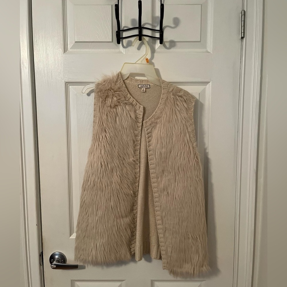 Faux fur vest